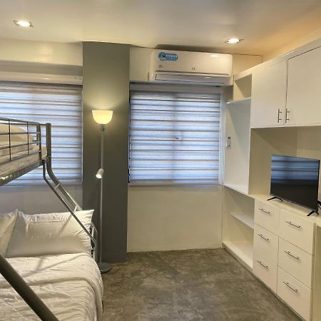 Crib 252 Subic Bay Aparthotel Bagian luar foto